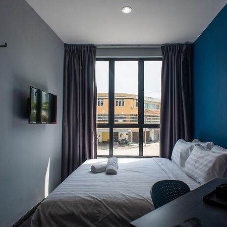 Chariton Hotel Bagan Butterworth Bagian luar foto