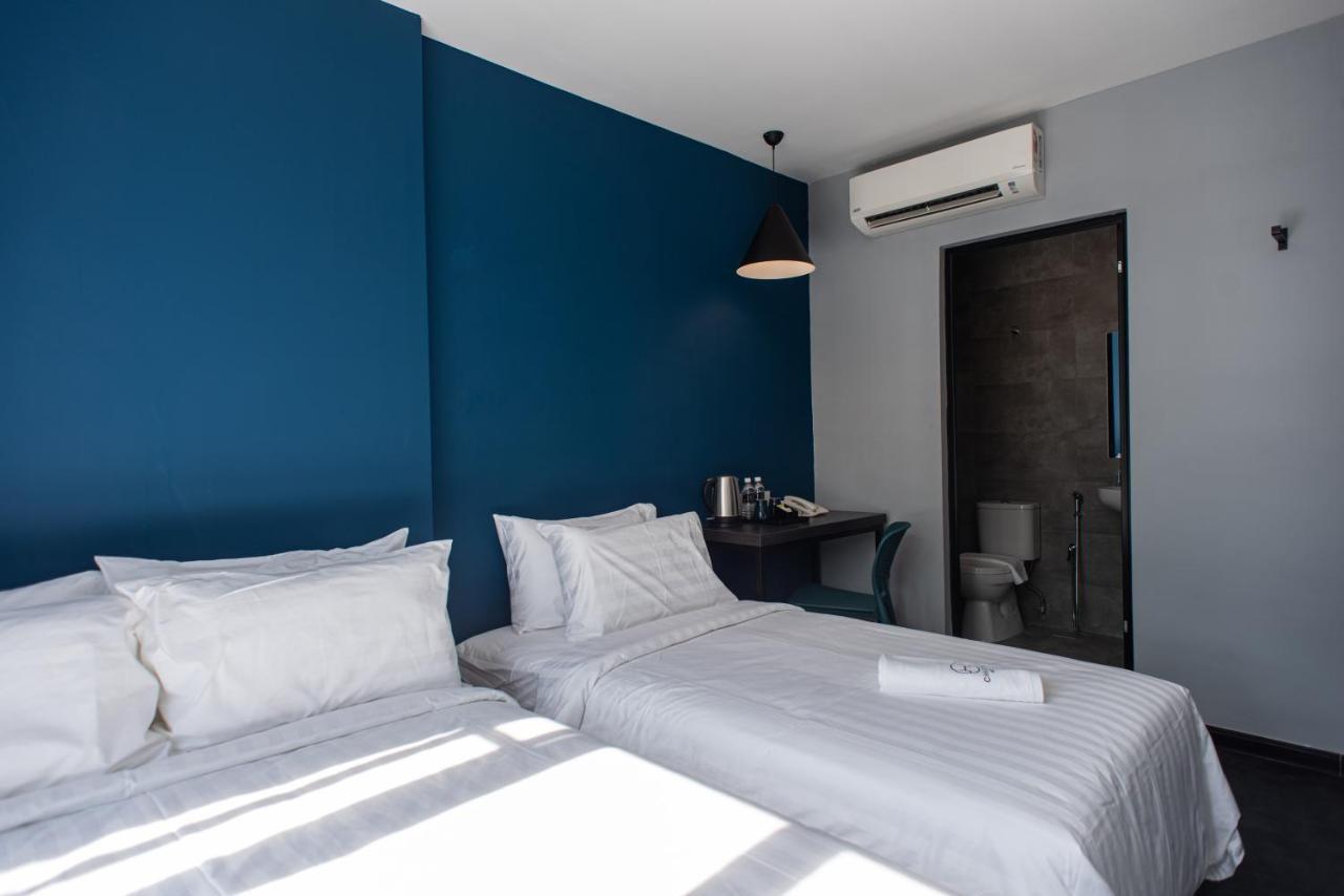 Chariton Hotel Bagan Butterworth Bagian luar foto