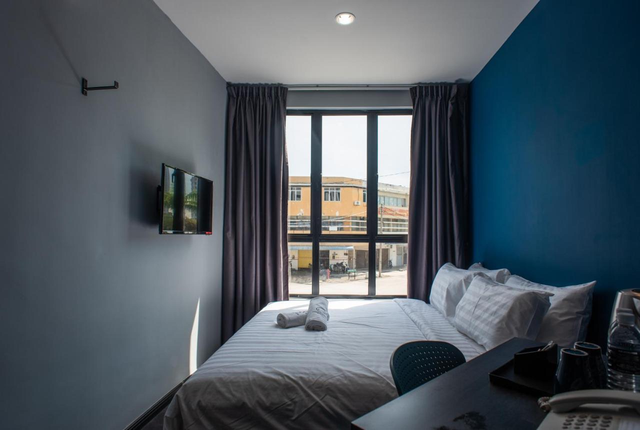 Chariton Hotel Bagan Butterworth Bagian luar foto