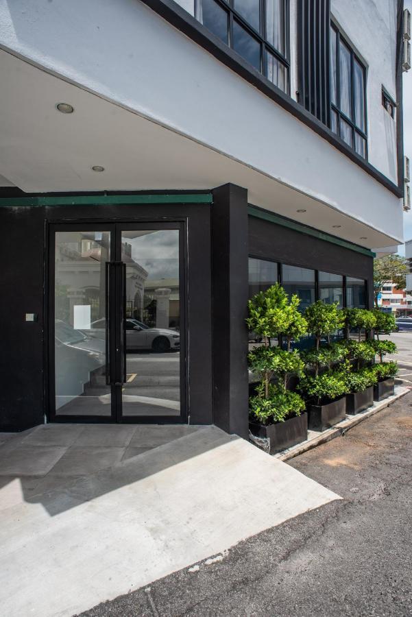 Chariton Hotel Bagan Butterworth Bagian luar foto